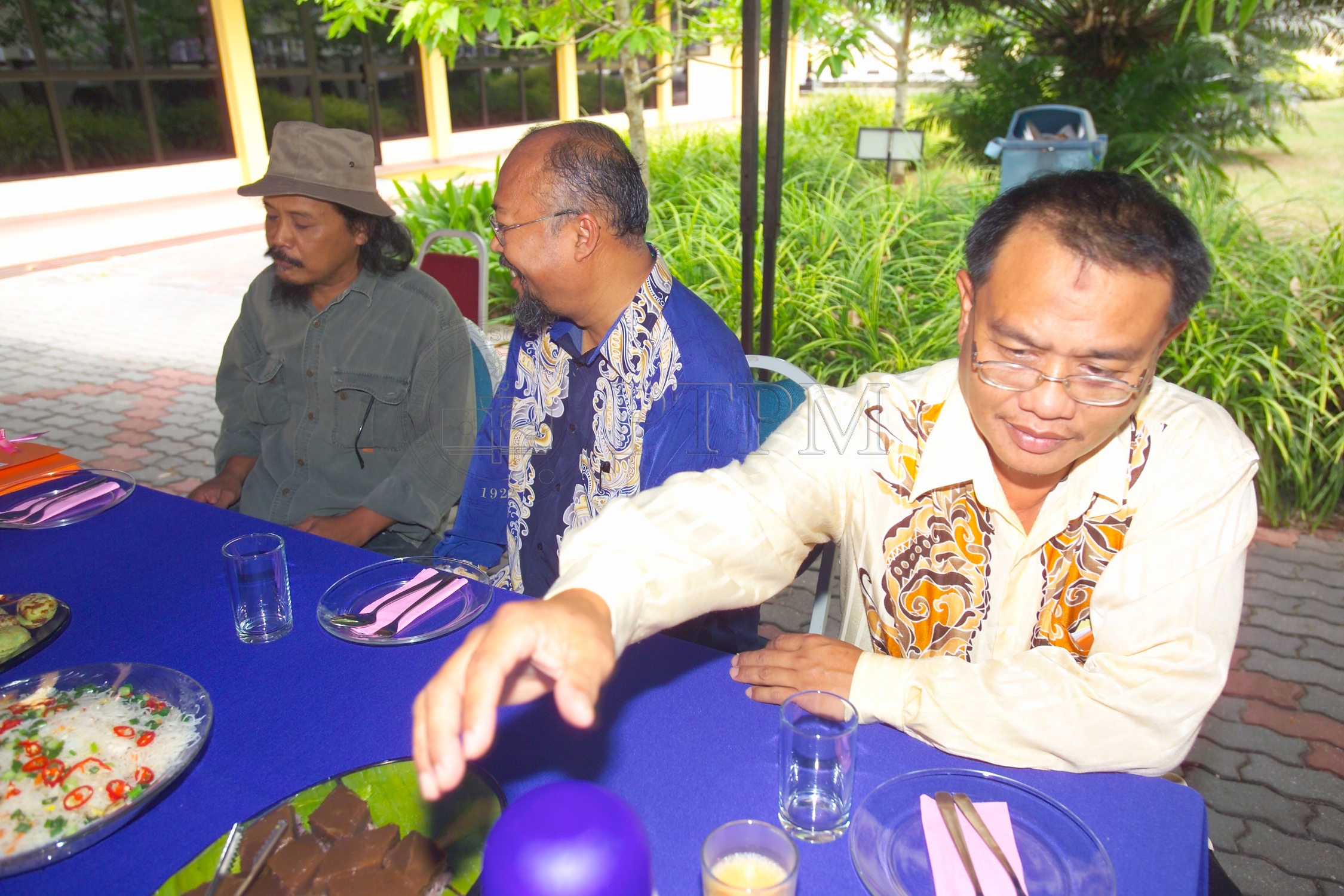 PTPM 05 20 puisi D9X30157